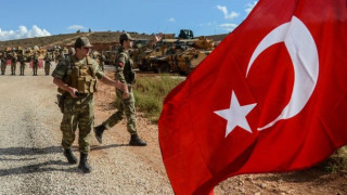 Syria war: Turkey warns of fresh anti-Kurd offensive in north