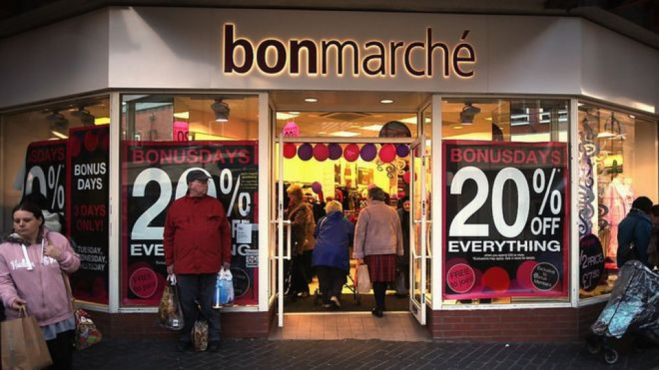 Bonmarché shares halve after sales slump