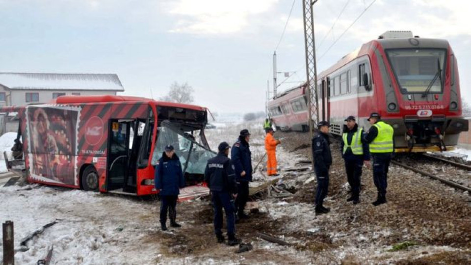 Serbia train crash: Five dead as student bus cut in half