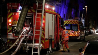 Paris fire: Eight dead and many injured at apartment block