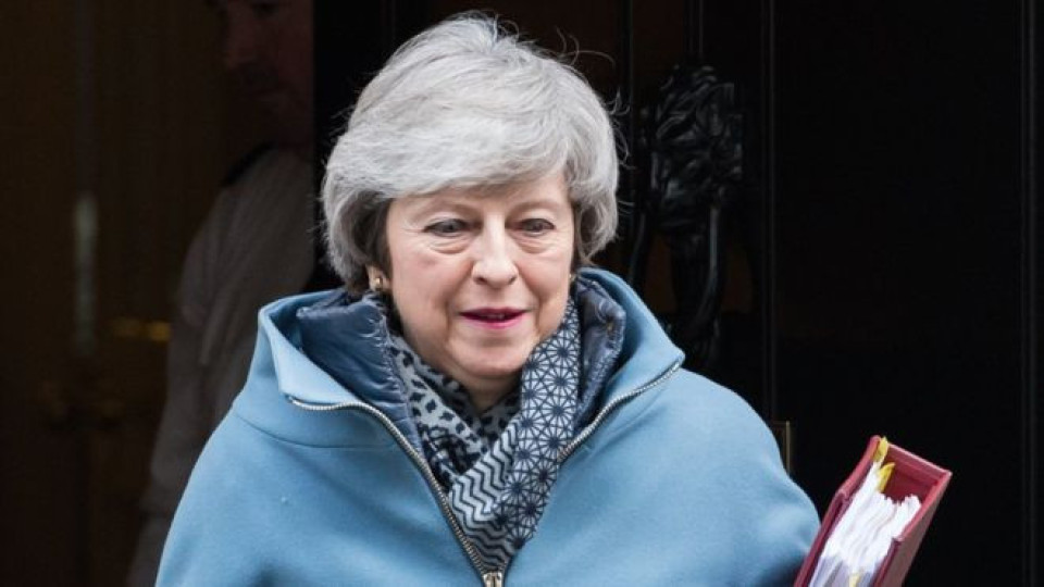 Brexit: Theresa May hopes to win 'significant progress' towards a new deal in the coming days