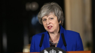 Theresa May desperately attempts to salvage Brexit deal with 48 hours before critical Commons vote