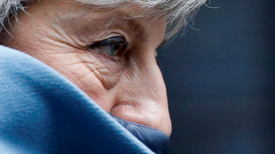 Theresa May pleads with MPs to act like 'patriots' in an effort to revive Brexit deal