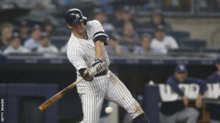 New York Yankees break 17-year Major League Baseball home run record