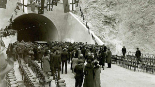 Blast from the past: Wellington drivers beep horns to dispel ghostly tunnel vision