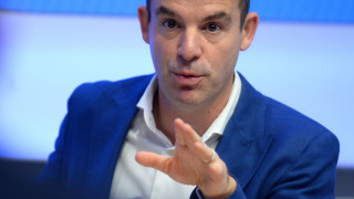 Bill-Iant: Martin Lewis’ urgent warning on energy bills could save you £200